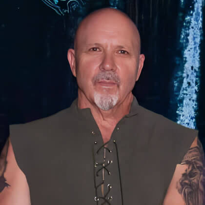 Billy Turner from Hearless Tribute Band